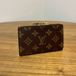 Louis Vuitton Monogram French Kiss Lock Coin Purse Wallet.